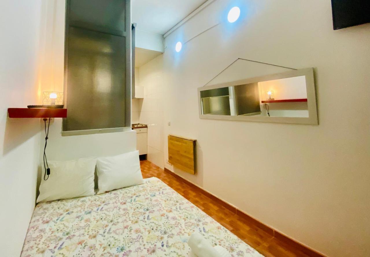 01 Apartamento 2 ,3 Apartment Barcelona Exterior foto